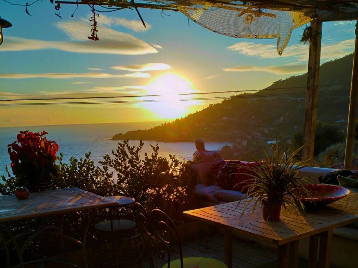 Romantic Casa Lorenzina Affittacamere Ventimiglia Luaran gambar