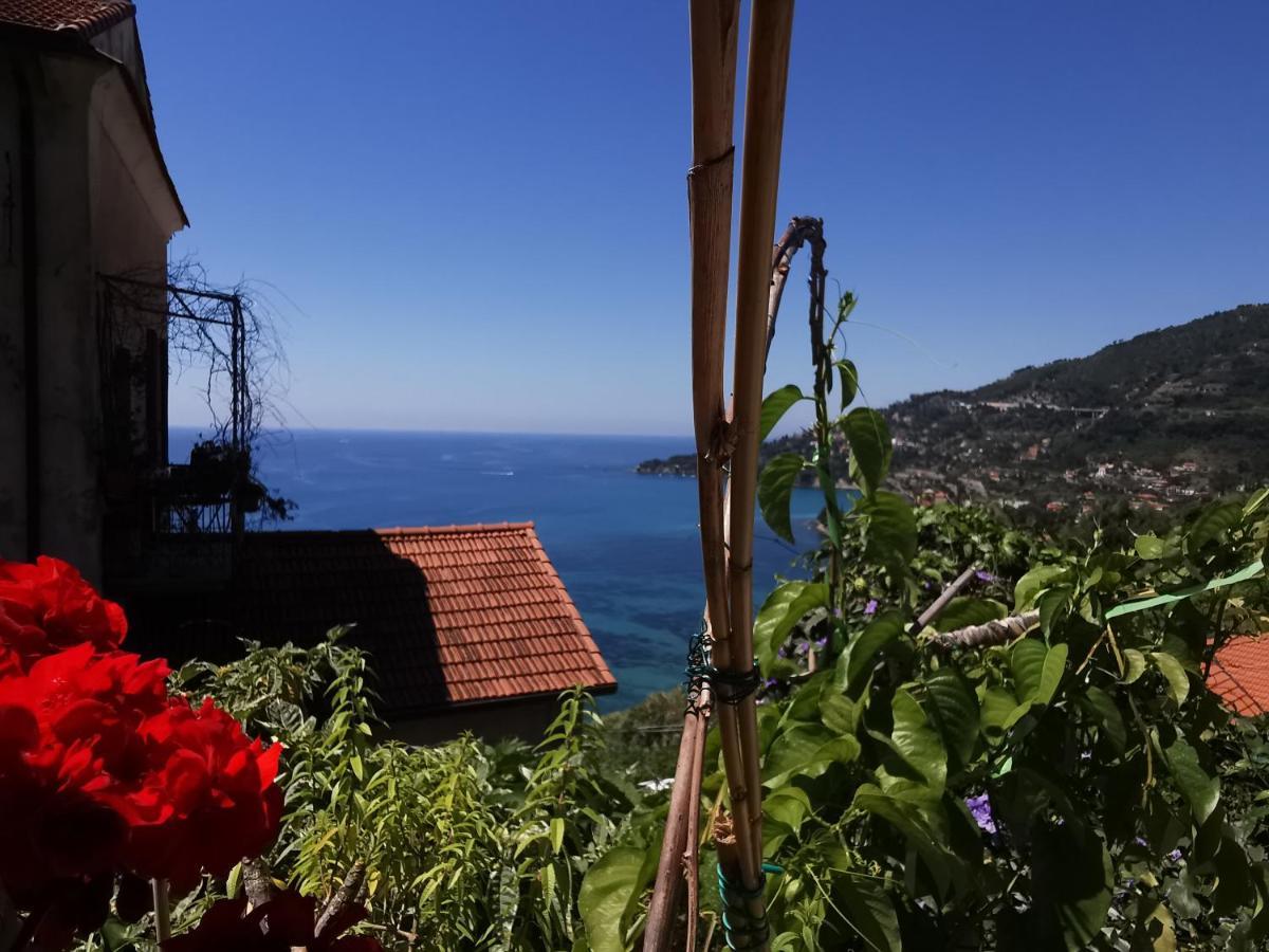 Romantic Casa Lorenzina Affittacamere Ventimiglia Luaran gambar