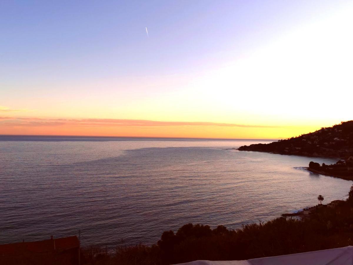 Romantic Casa Lorenzina Affittacamere Ventimiglia Luaran gambar